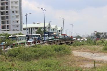 TPHCM mở rộng giao lộ đường Vành đai phía Đông - Nguyễn Thị Định