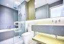 bathroom with bathtub