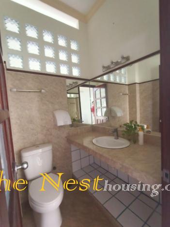 House for rent in Thao Dien, District 2, has 3 bedroom with garden cheap price 2300