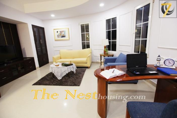 SERVICED APARTMENT IN D2 - 3 BEDROOMS FOR RENT