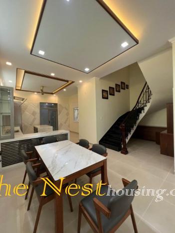 ​​​​​​​Villa for rent in compound of Thao Dien