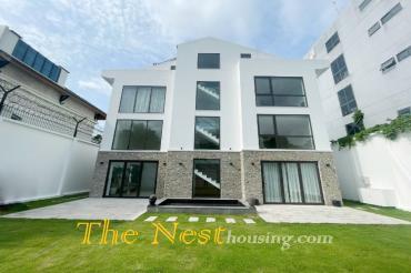 ​​​​​​​Modern villa for rent in Thao Dien compound