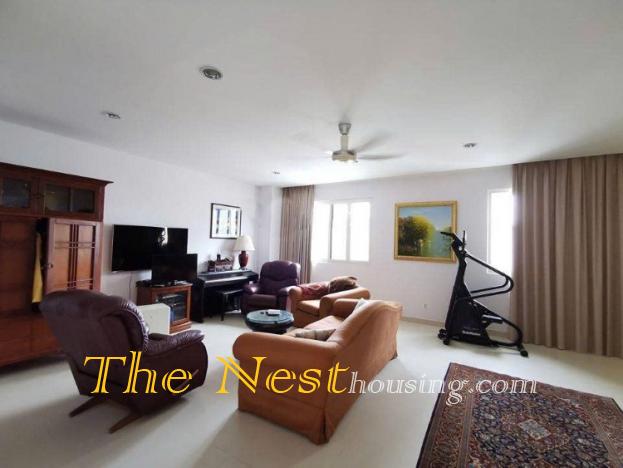 Modern villa for rent in Thao Dien