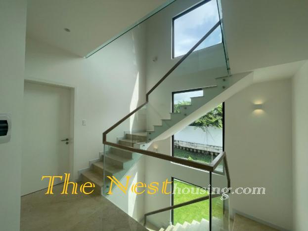 ​​​​​​​Modern villa for rent in Thao Dien compound