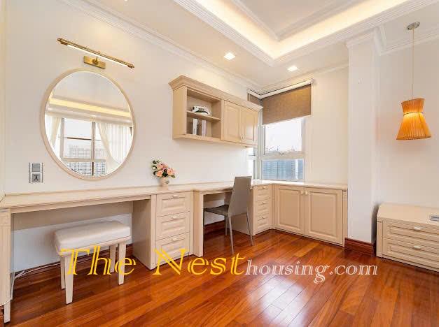 Penthouse for rent in Star Hill District 7