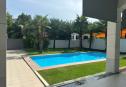 Charming villa for rent in compound, swimming pool, 4 bedrooms