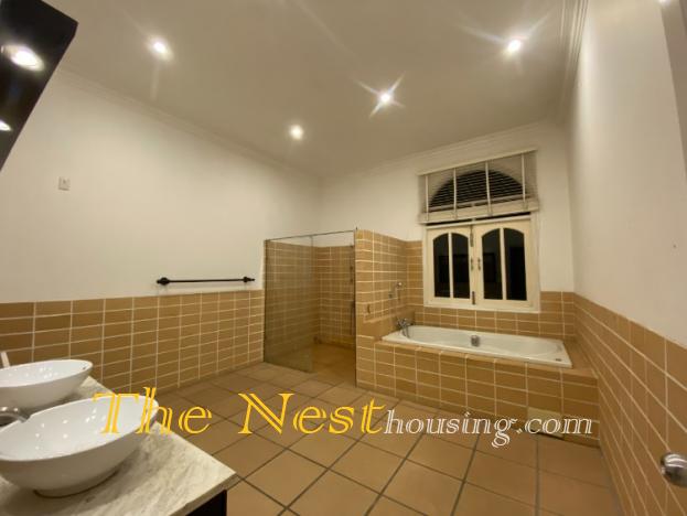 Charming villa in compound for rent, 4 bedrooms, big garden and swimming pool