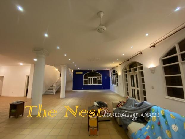 Charming villa in compound for rent, 4 bedrooms, big garden and swimming pool