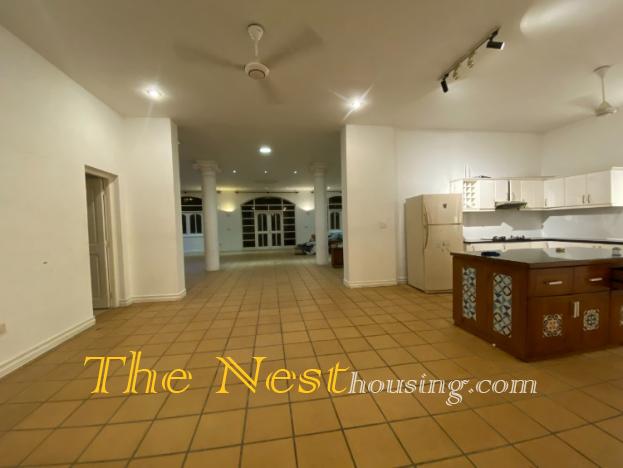 Charming villa in compound for rent, 4 bedrooms, big garden and swimming pool