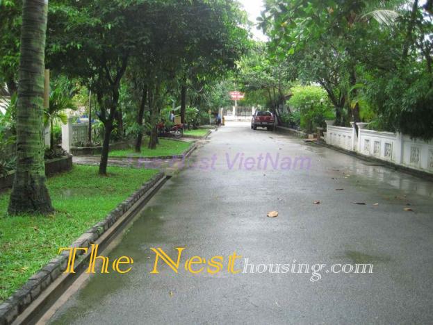 Nice villa for rent in compound District 2