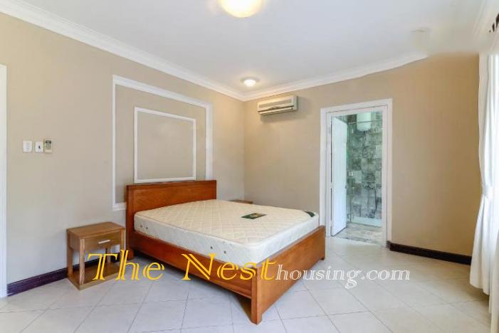 Villa for rent in compound Thao Dien