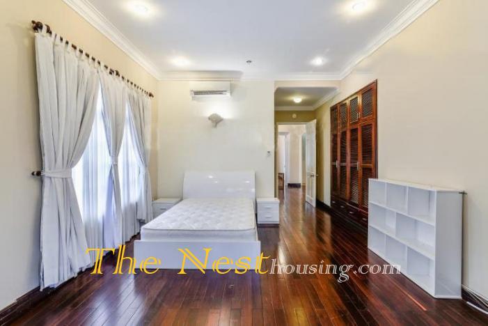 Villa for rent in compound Thao Dien