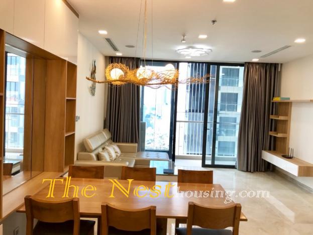 VINHOMES GOLDEN RIVER - 2 BEDROOMS FOR RENT