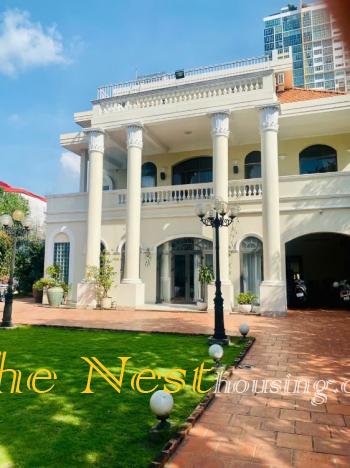 Modern villa for rent in Thao Dien