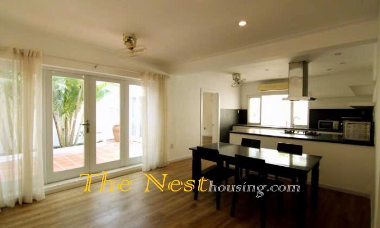 Villa 4 bedrooms for rent in compound