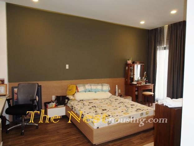 4BR 03