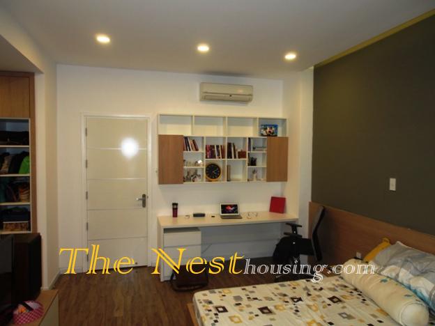 4BR 04