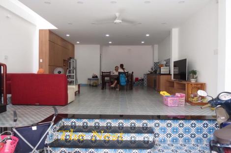 Nice house for rent in Thao Dien, 3 bedrooms, fully furnished, big balconies, 1500 USD