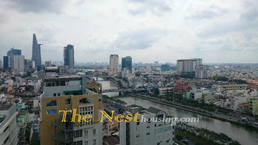 Apartment for rent in city centre, 90sqm, 2 bedrooms, partly furnished, 600 USD