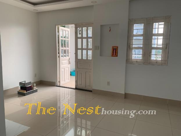 Townhouse for rent in Thao Dien D2
