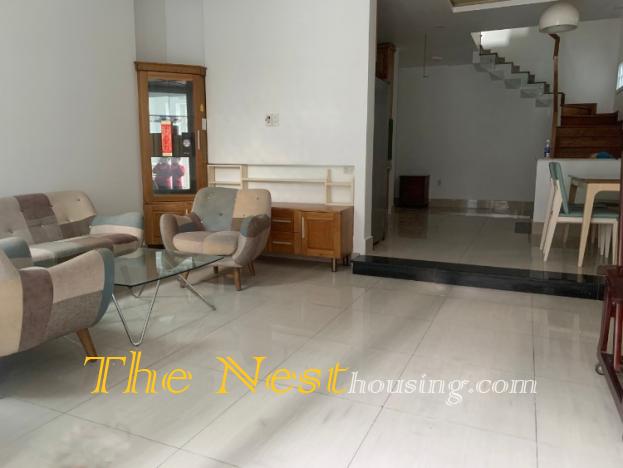 Townhouse for rent in Thao Dien D2