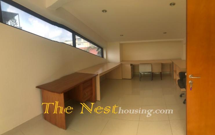 House for rent, 5 bedrooms with garden, district 2