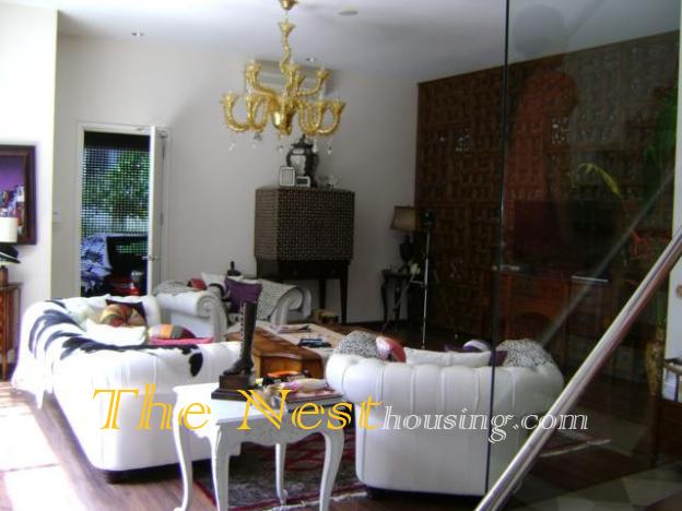 Villa for rent in Thao Dien very good location