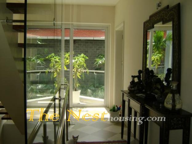 Villa for rent in Thao Dien very good location