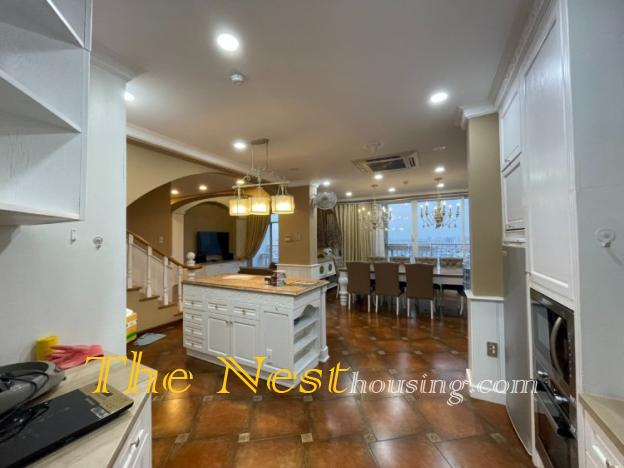Penthouse 4 bedrooms for rent in Hoang Anh Gia Lai