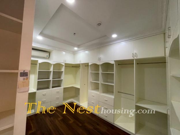 Penthouse 4 bedrooms for rent in Hoang Anh Gia Lai