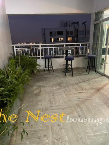 Penthouse apartment for rent in Hoang Anh River view, best price
