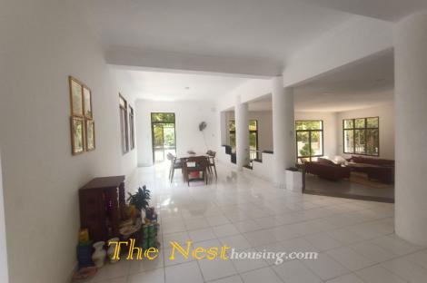 ​​​​​​​Villa for rent in compound Thao Dien