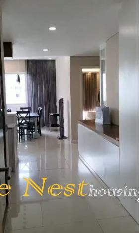 Modern apartment 3 bedrooms for rent in Estella