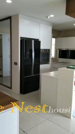 Modern apartment 3 bedrooms for rent in Estella