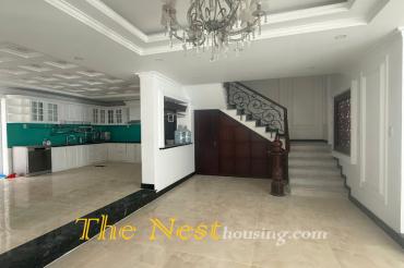 Villa An Phu  for rent – next to the park