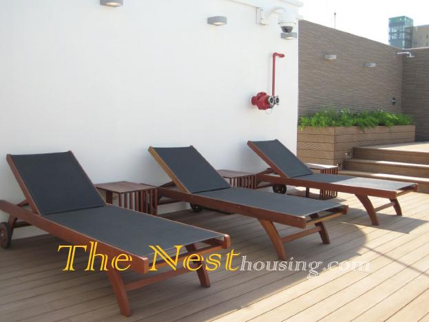 1323485581 rooftop sofa