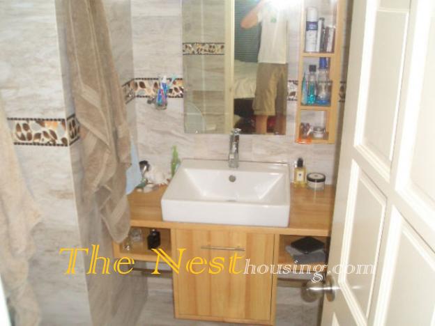 E   Bathroom 5 1