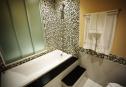 bathroom 3  58e88d6f314b3