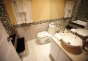 bathroom 4  58e88d7042f47