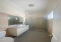 Villa in compound Tran Nao for rent