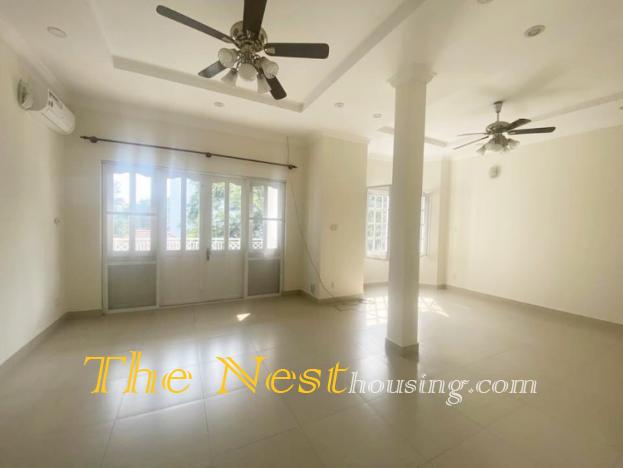 Villa in compound Tran Nao for rent
