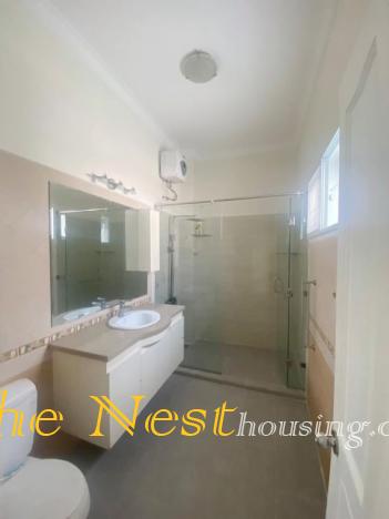 Villa in compound Tran Nao for rent
