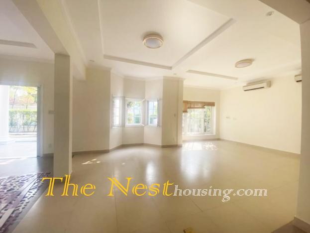 Villa in compound Tran Nao for rent