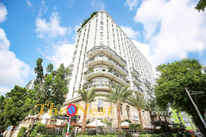 Căn hộ hiện đại 3 phòng ngủ Quận 3 cho thuê