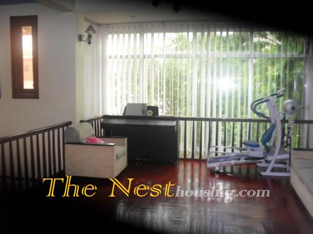 ​​​​​​​Villa for rent in compound Thao Dien