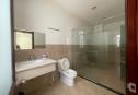 Villa for rent in compound, 3 bedrooms, good location, 2800 USD