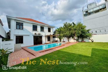 The House for Family living in District 2 Ho Chi Minh,  Large garden, private swimming pool