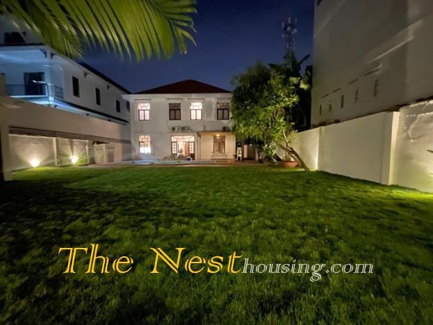 The House for Family living in District 2 Ho Chi Minh,  Large garden, private swimming pool