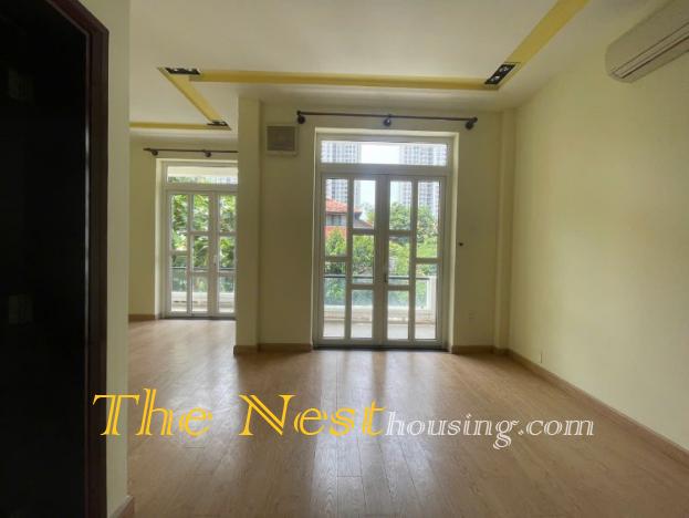 Villa for rent in compound, 3 bedrooms, good location, 2800 USD