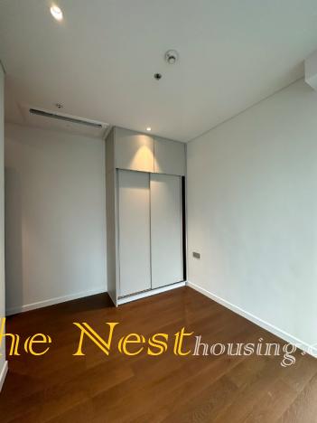 Modern apartment 3 bedrooms for rent in The metropole Thu Thiem